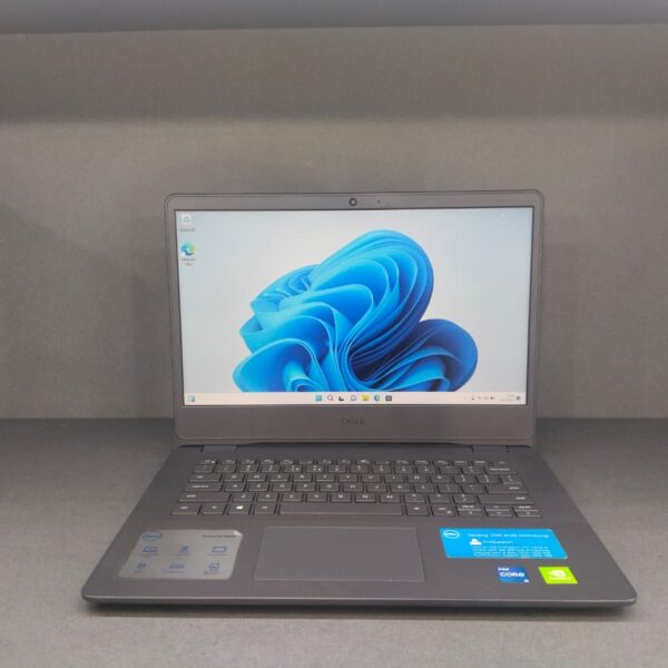 DELL Vostro 14 3000 – 14" 20GB/256GB SSD – Intel Core i5 – Garansi Resmi